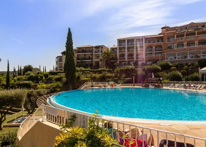 Cap Esterel : 2 Pieces, Vue Mer, Acces Piscines - Fr-1-504-663 Apartamento *